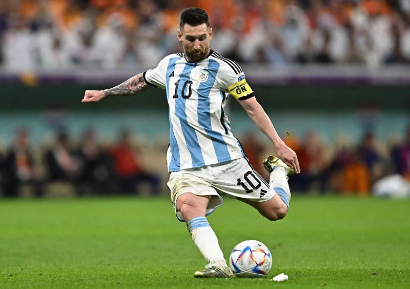 Lionel Messi – Huyền thoại vĩ đại của đôi chân trái