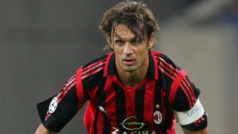 Paolo Maldini – Cả đời là một màu áo AC Milan